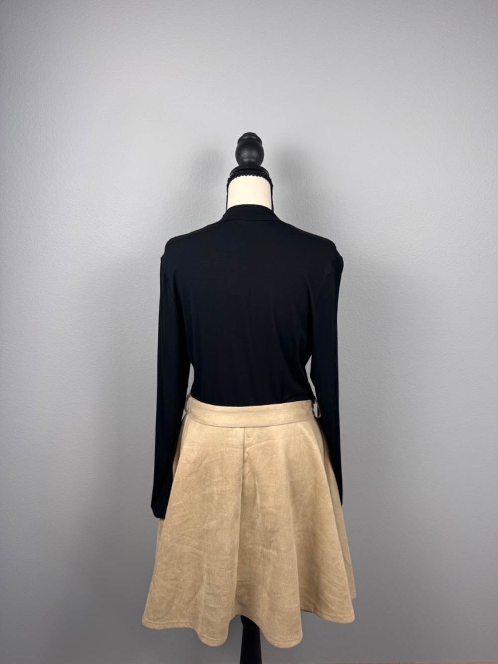 Cupshe Black Long Sleeve Top & Khaki Skirt Mini Dress - Large - Picture 2 of 10